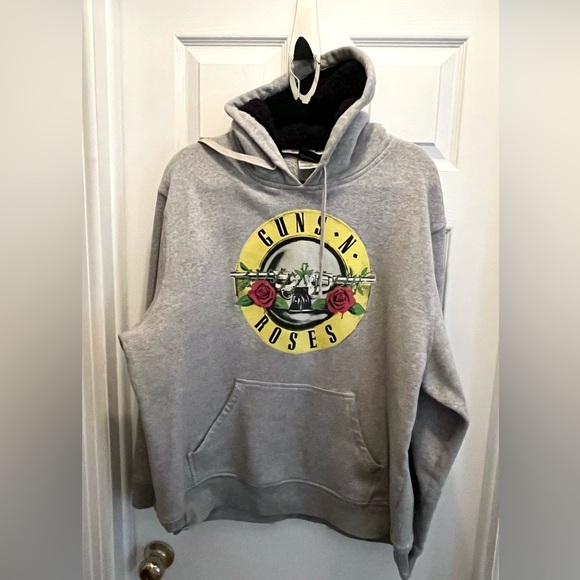 XL Guns N Roses Hoodie - Picture 2 of 7